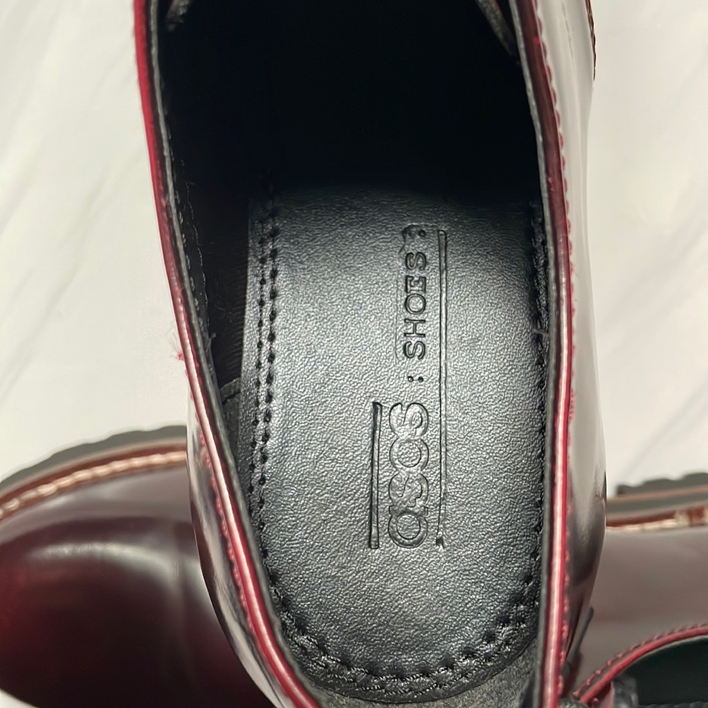 NEW • Leather Lace Up Flat Shoes - Picture 7 of 9